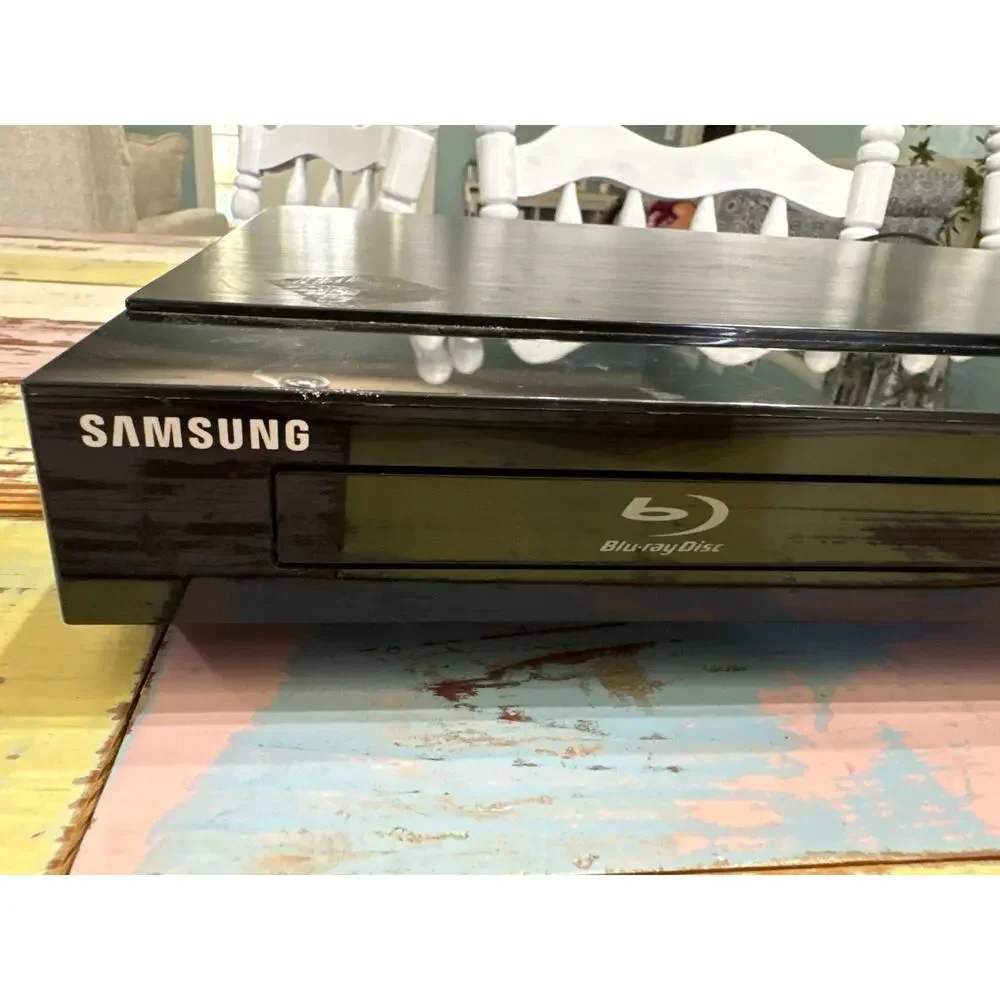 Samsung HT-C5500 5.1 channel Blu-ray home theater system reciever